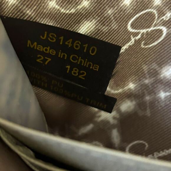 Jessica Simpson Patrice Zippered Wallet Wristlet Faux Leather Gold Eyelet - Picture 13 of 14